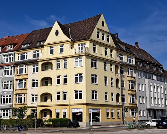 WG-geeignete 5-Zimmer-Altbauwohnung im Stadtteil Schreventeich